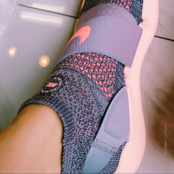 Nike Free Run Motion flyknit 2018 - Picture 6 of 8